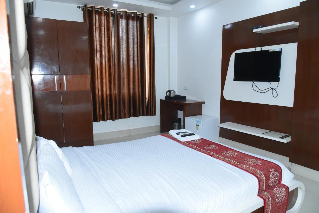 Hotel Vitthal International, Prayagraj Allāhābād Junction Exteriér fotografie
