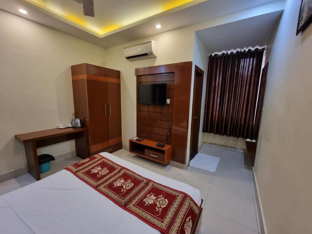 Hotel Vitthal International, Prayagraj Allāhābād Junction Exteriér fotografie