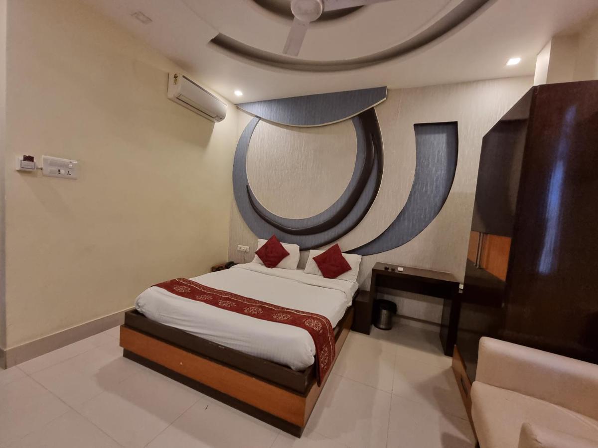 Hotel Vitthal International, Prayagraj Allāhābād Junction Exteriér fotografie